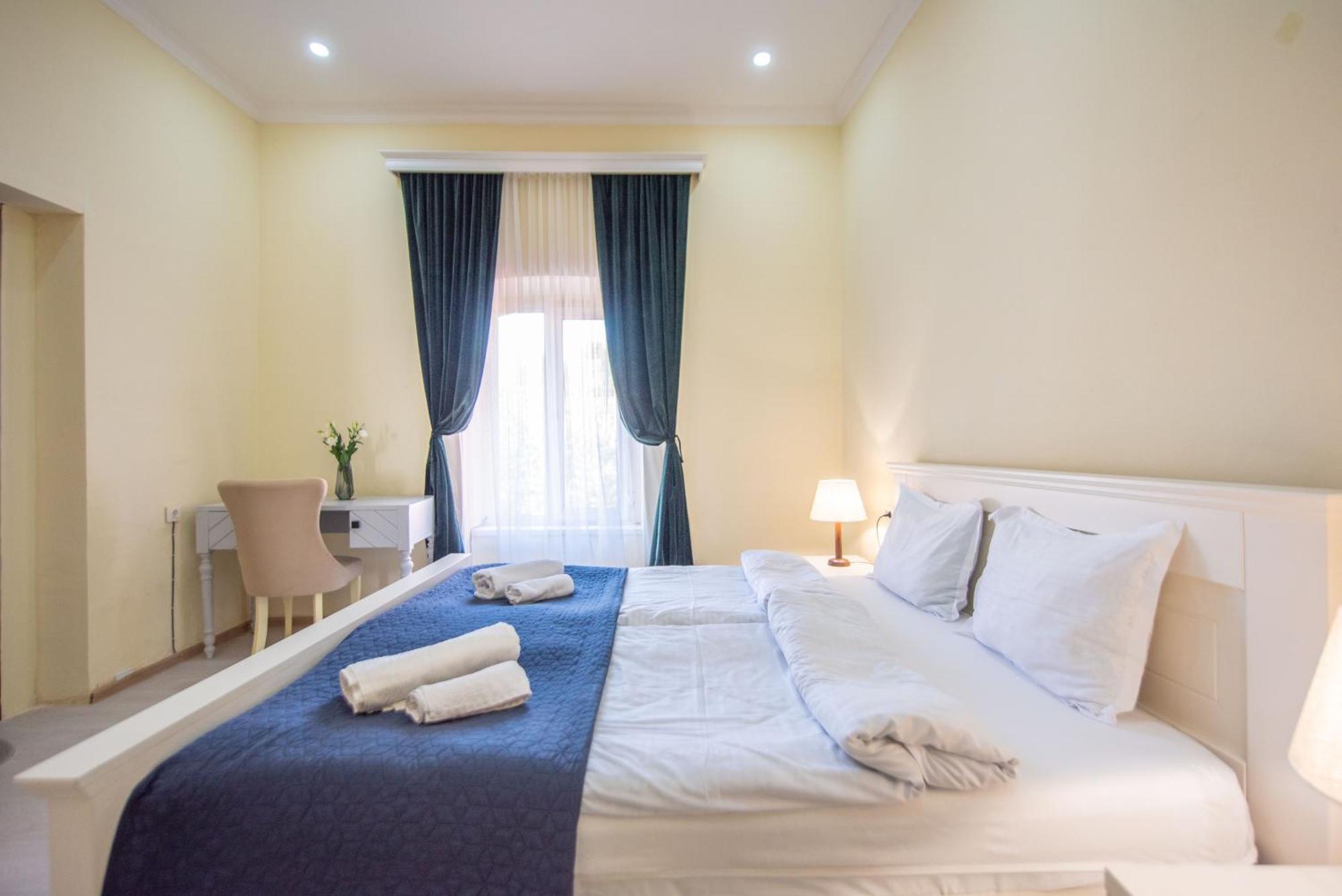 Old Town-Booking Apartment Tbilisi Eksteriør bilde